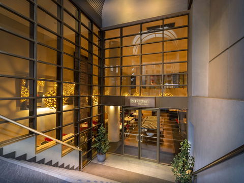 Ibis Hotel - Accommodation in Surfers Paradise 2
