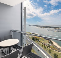 Meriton Suites Southport - Accommodation in Surfers Paradise