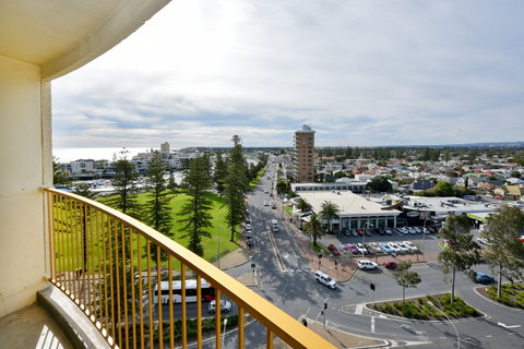 Atlantic Tower Motor Inn - Accommodation in Surfers Paradise 1