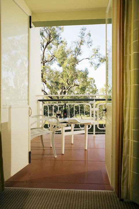 University House - ANU - Accommodation in Surfers Paradise 16