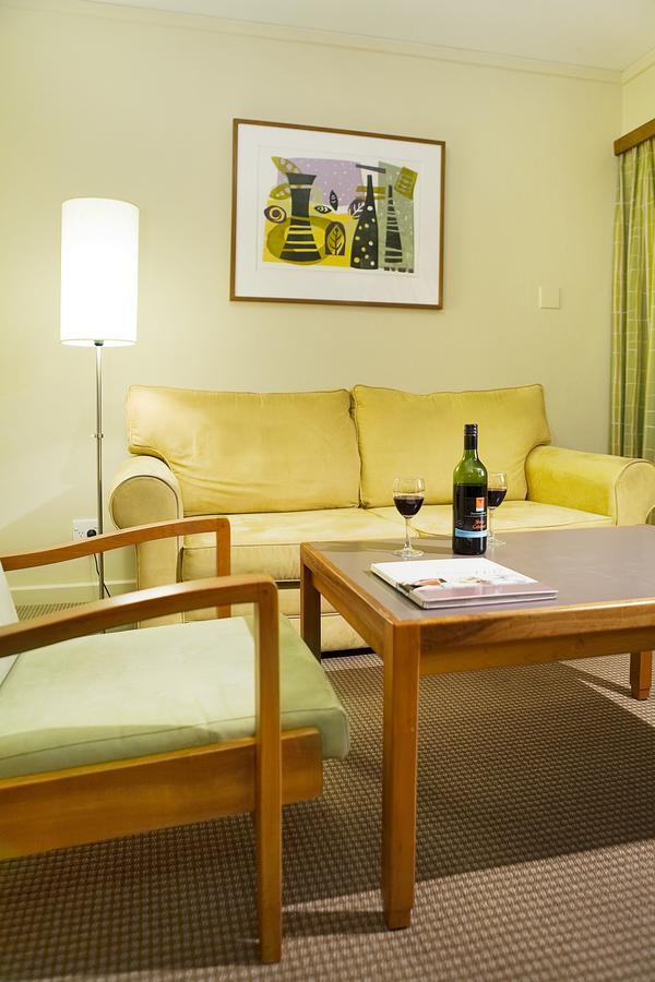 Acton ACT Accommodation in Surfers Paradise