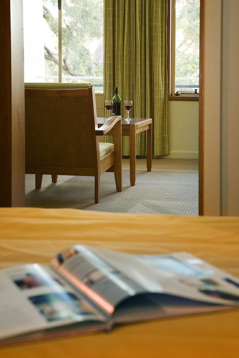 University House - ANU - Accommodation in Surfers Paradise 12