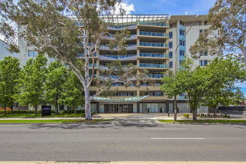 Pacific Suites Canberra - Accommodation in Surfers Paradise 4