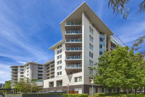 Pacific Suites Canberra - Accommodation in Surfers Paradise 0