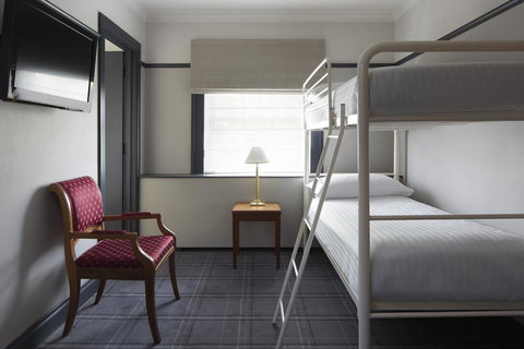 Brassey Hotel - Managed By Doma Hotels - Accommodation in Surfers Paradise 11