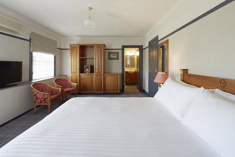 Brassey Hotel - Managed By Doma Hotels - Accommodation in Surfers Paradise 6
