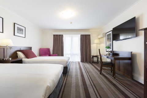 Mercure Canberra - Accommodation in Surfers Paradise 10