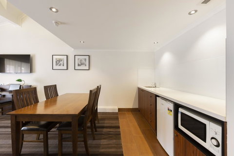 Mercure Canberra - Accommodation in Surfers Paradise 17