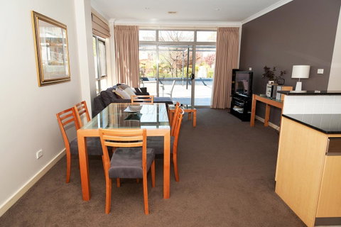 CityStyle Apartments - Accommodation in Surfers Paradise 5