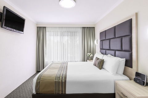 Garden City Hotel, Best Western Signature Collection - Accommodation in Surfers Paradise 18