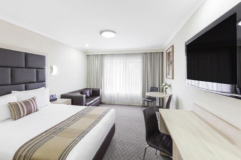 Garden City Hotel, Best Western Signature Collection - Accommodation in Surfers Paradise 0