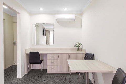 Garden City Hotel, Best Western Signature Collection - Accommodation in Surfers Paradise 19