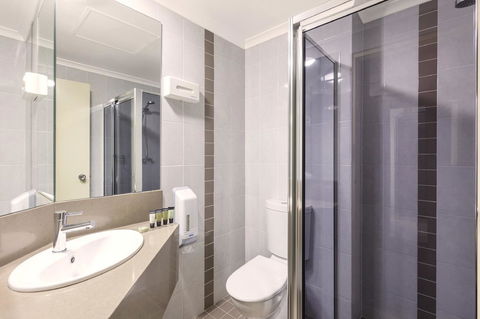 Garden City Hotel, Best Western Signature Collection - Accommodation in Surfers Paradise 25