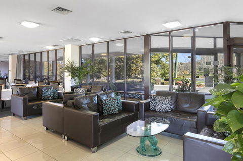 Garden City Hotel, Best Western Signature Collection - Accommodation in Surfers Paradise 8