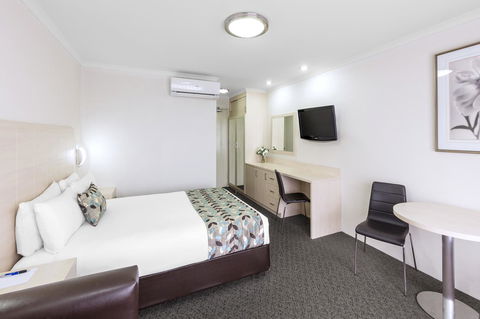 Garden City Hotel, Best Western Signature Collection - Accommodation in Surfers Paradise 4