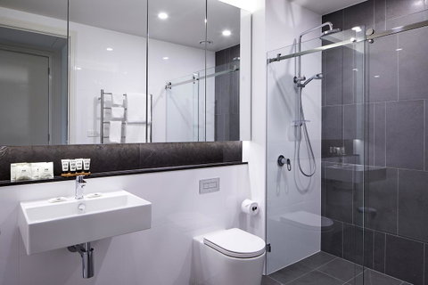 Knightsbridge Canberra - Accommodation in Surfers Paradise 10