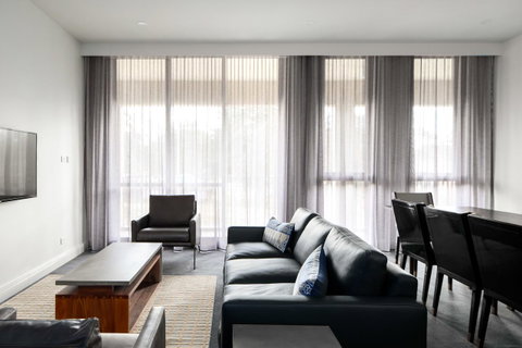 Knightsbridge Canberra - Accommodation in Surfers Paradise 13