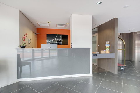 Abode Tuggeranong - Accommodation in Surfers Paradise 8