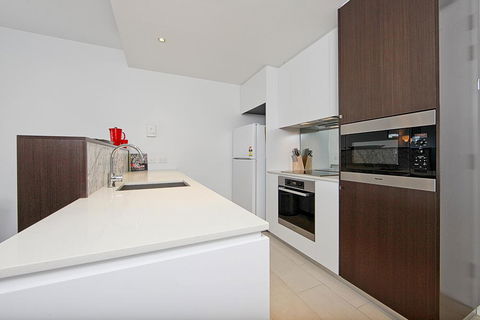 Realm Park 39 Barton ACT - Accommodation in Surfers Paradise 11