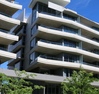Accommodate Canberra - Realm Residences - Accommodation in Surfers Paradise