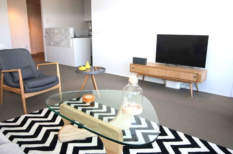 Realm Park 39 Barton ACT - Accommodation in Surfers Paradise 2
