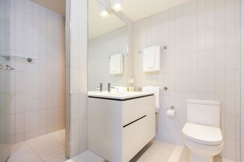 Dockside 4 Kingston ACT - Accommodation in Surfers Paradise 14