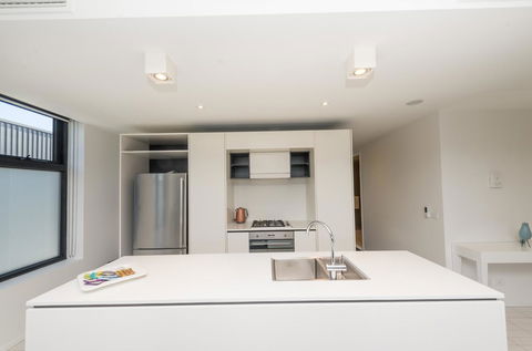 Dockside 4 Kingston ACT - Accommodation in Surfers Paradise 5