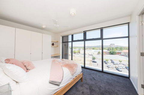 Dockside 4 Kingston ACT - Accommodation in Surfers Paradise 2