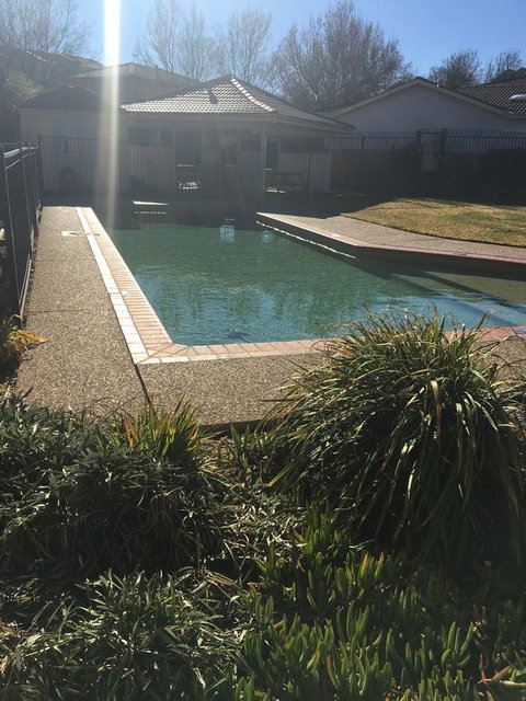 Finches Canberra - Accommodation in Surfers Paradise 36
