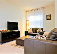 Accommodate Canberra - Trieste - Accommodation in Surfers Paradise