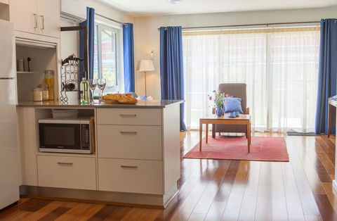 One Of A Kind Apartments - Accommodation in Surfers Paradise 32