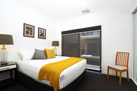 Accommodate Canberra - Parbery - Accommodation in Surfers Paradise 12