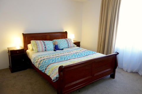 Kingston Comfy Apartment - Accommodation in Surfers Paradise 1