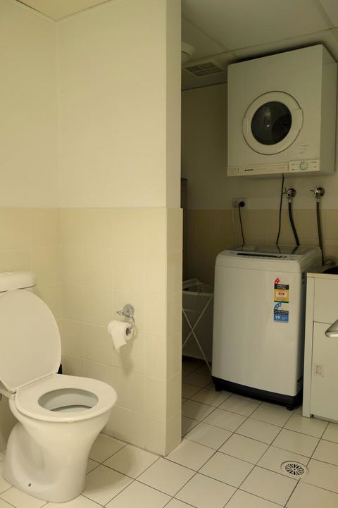 Kingston Comfy Apartment - Accommodation in Surfers Paradise 9