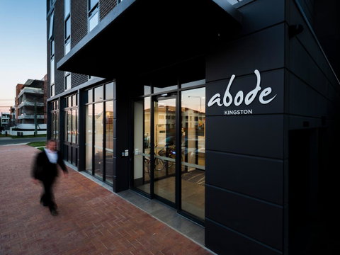 Abode Kingston - Accommodation in Surfers Paradise 1