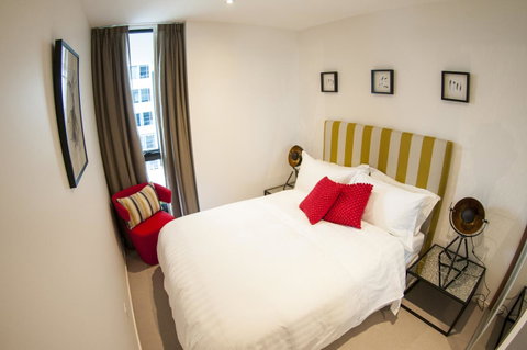 KUI - Manhattan Apartments - Accommodation in Surfers Paradise 14
