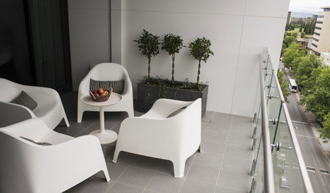 KUI - Manhattan Apartments - Accommodation in Surfers Paradise 2