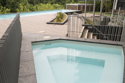 KUI - Manhattan Apartments - Accommodation in Surfers Paradise 3