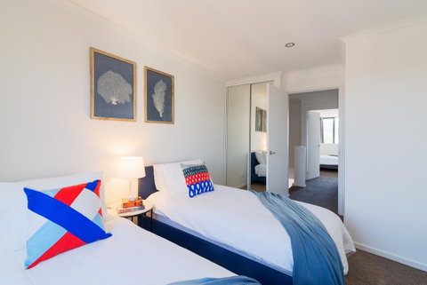 ALLARA CANBERRA - Accommodation in Surfers Paradise 6
