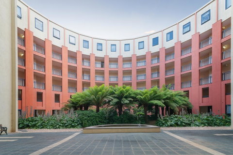 ALLARA CANBERRA - Accommodation in Surfers Paradise 18