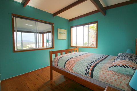 Bally High, 20 Dulconghi Street - Accommodation in Surfers Paradise 5