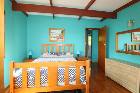 Bally High, 20 Dulconghi Street - Accommodation in Surfers Paradise 6