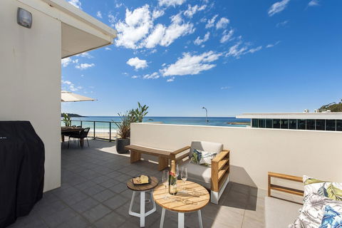 Mollymook Beachfront Penthouse 9 - Accommodation in Surfers Paradise 9