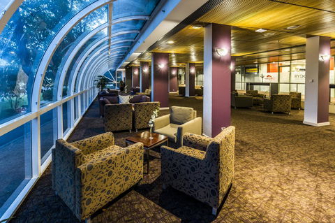 Rydges Canberra - Accommodation in Surfers Paradise 12