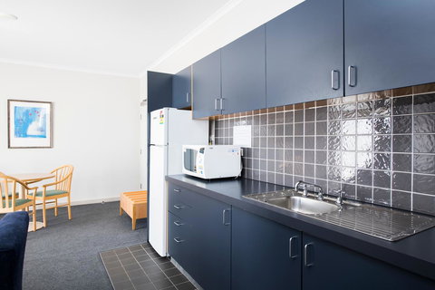 The Woden Hotel - Accommodation in Surfers Paradise 12