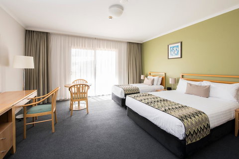 The Woden Hotel - Accommodation in Surfers Paradise 11