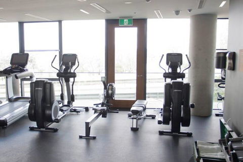 Canberra Luxury Apartment 3 - Accommodation in Surfers Paradise 25