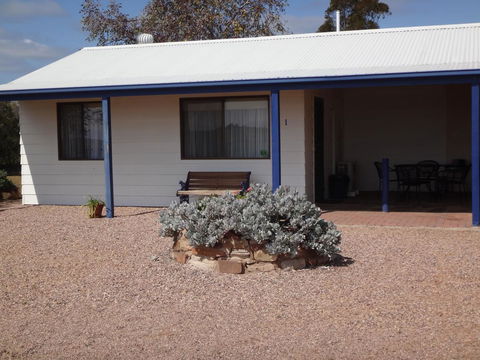Windana Cottages - Accommodation in Surfers Paradise 16