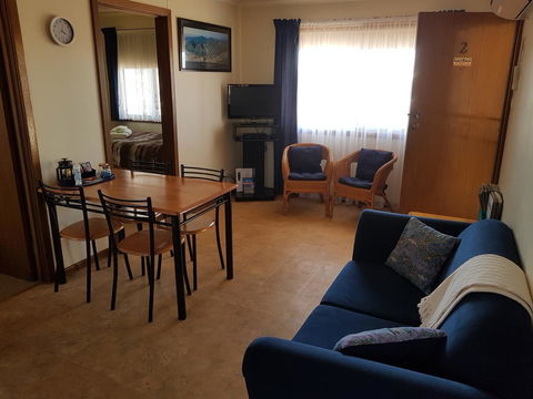Windana Cottages - Accommodation in Surfers Paradise 3