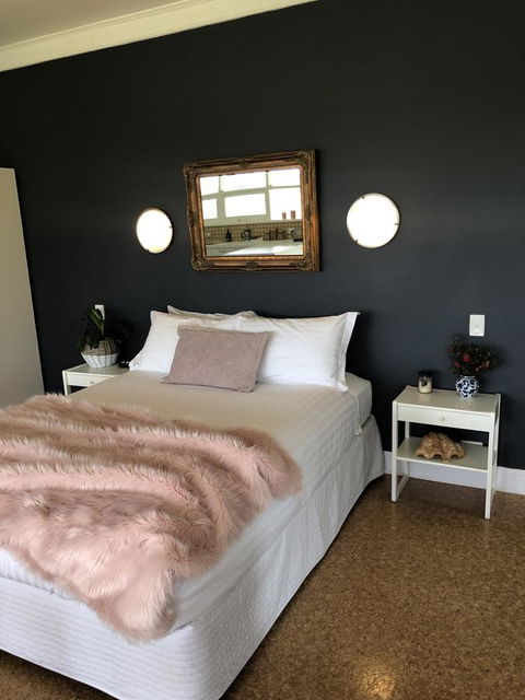 The Lake House Retreat - Accommodation in Surfers Paradise 3